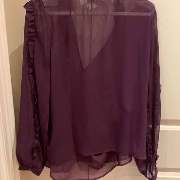 Banana Republic Blouse - Picture 2 of 2